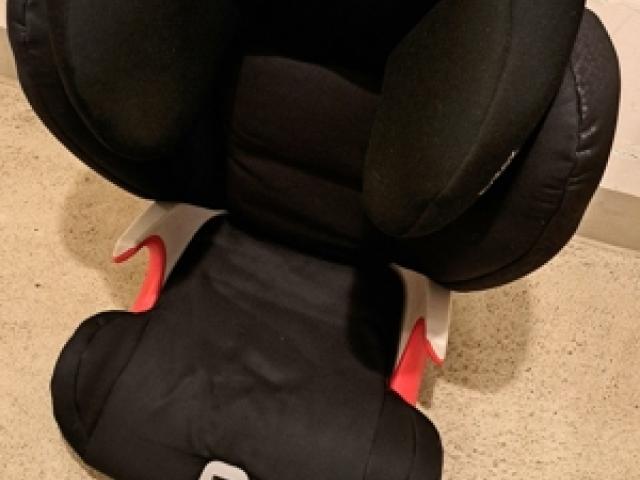 Britax Römer KidiFix SL Kindersitz - 1